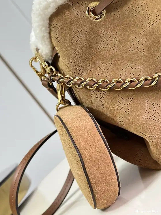 Aaa replica ru BELLA VUITTON LOUIS 0606